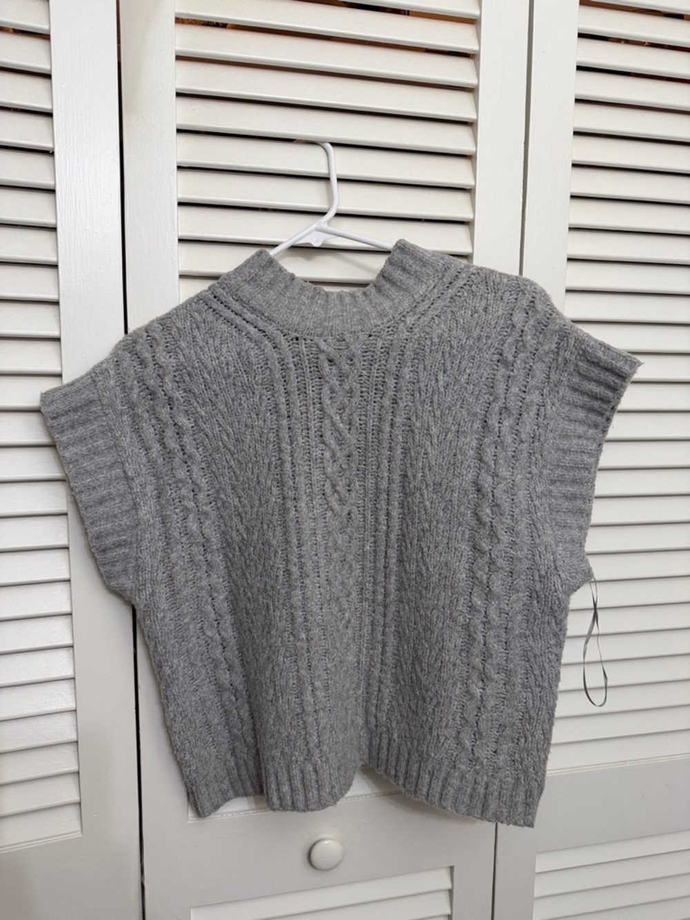 Pink Rose Gray Cable Knit Sleeveless Turtleneck Sweater Vest